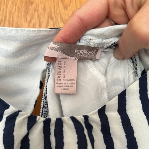 Forever 21 Navy and White Striped Maxi Dress size S - Picture 2 of 7